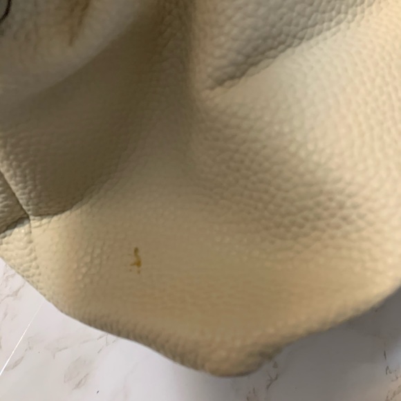 Spring time Handbag - Picture 5 of 8